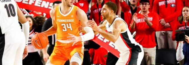 Georgia Runs Past Vols, 80-63